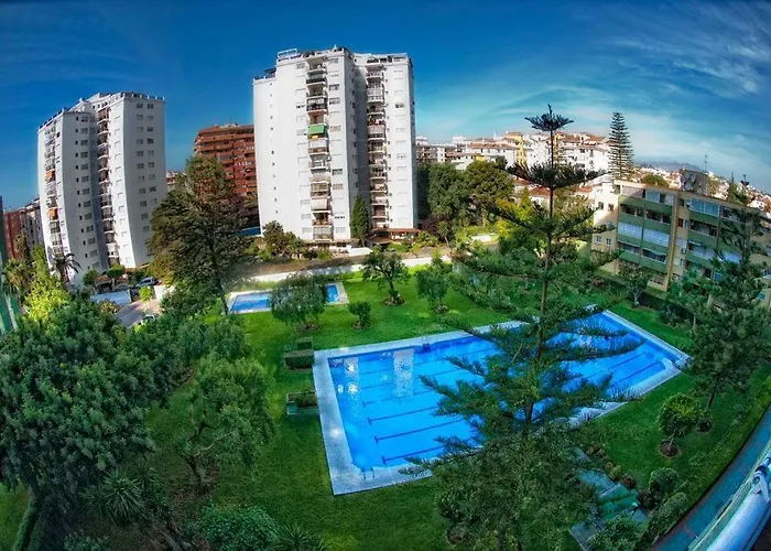 Piso En Boliches Con Vistazas 2 Fuengirola