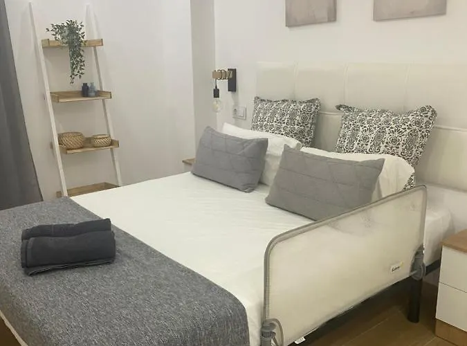 Piso En Boliches Con Vistazas 2 Fuengirola