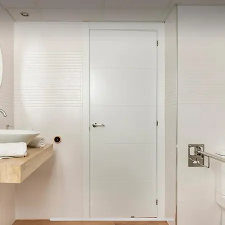 Piso En Boliches Con Vistazas 2 فوينخيرولا